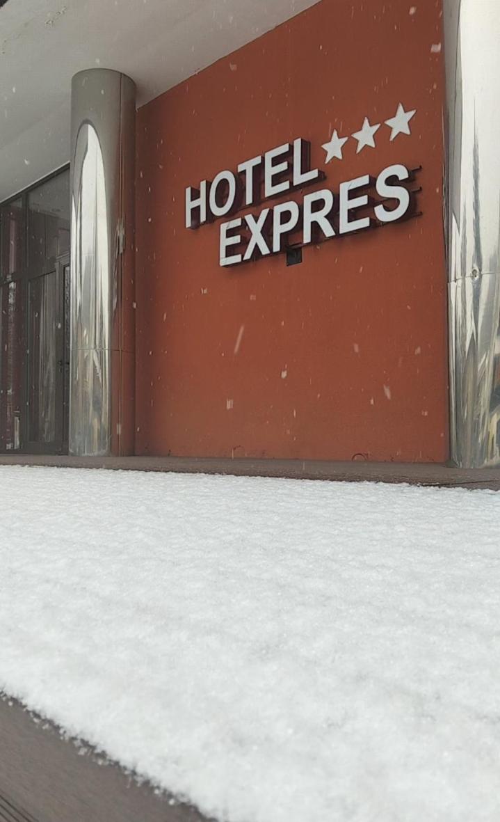 Hotel Express Predeal Esterno foto
